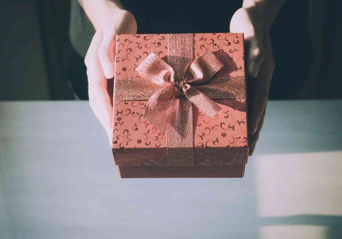 Взяла подарок – обязана «отдариться»?